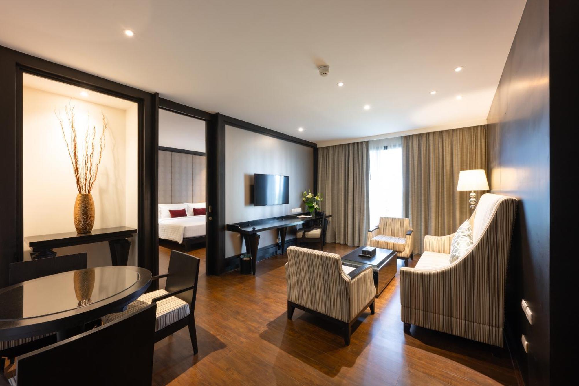 Moevenpick Hotel Sukhumvit 15 Bangkok Luaran gambar
